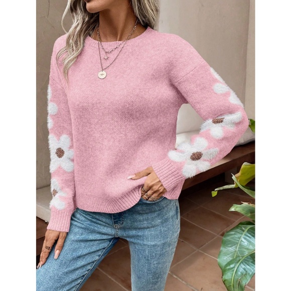 Pink Pullover Sweater Knit Flower Textured Button Front - Picture 2 of 7